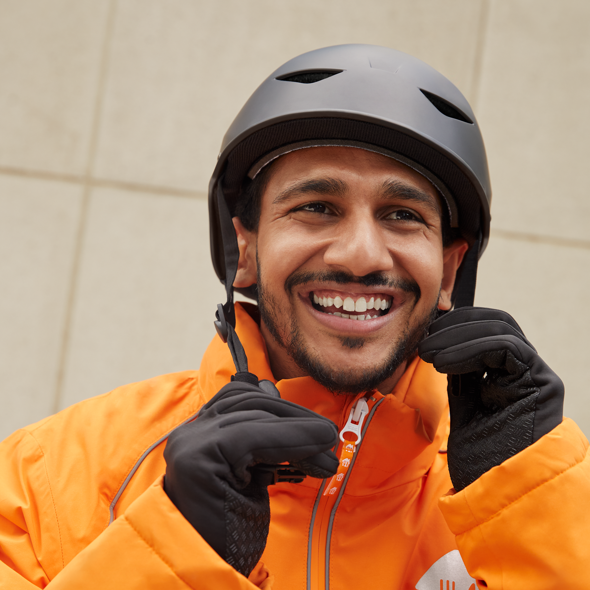 שימוש נכון ובטוח בציוד המשלוחים: עצות לשליחים